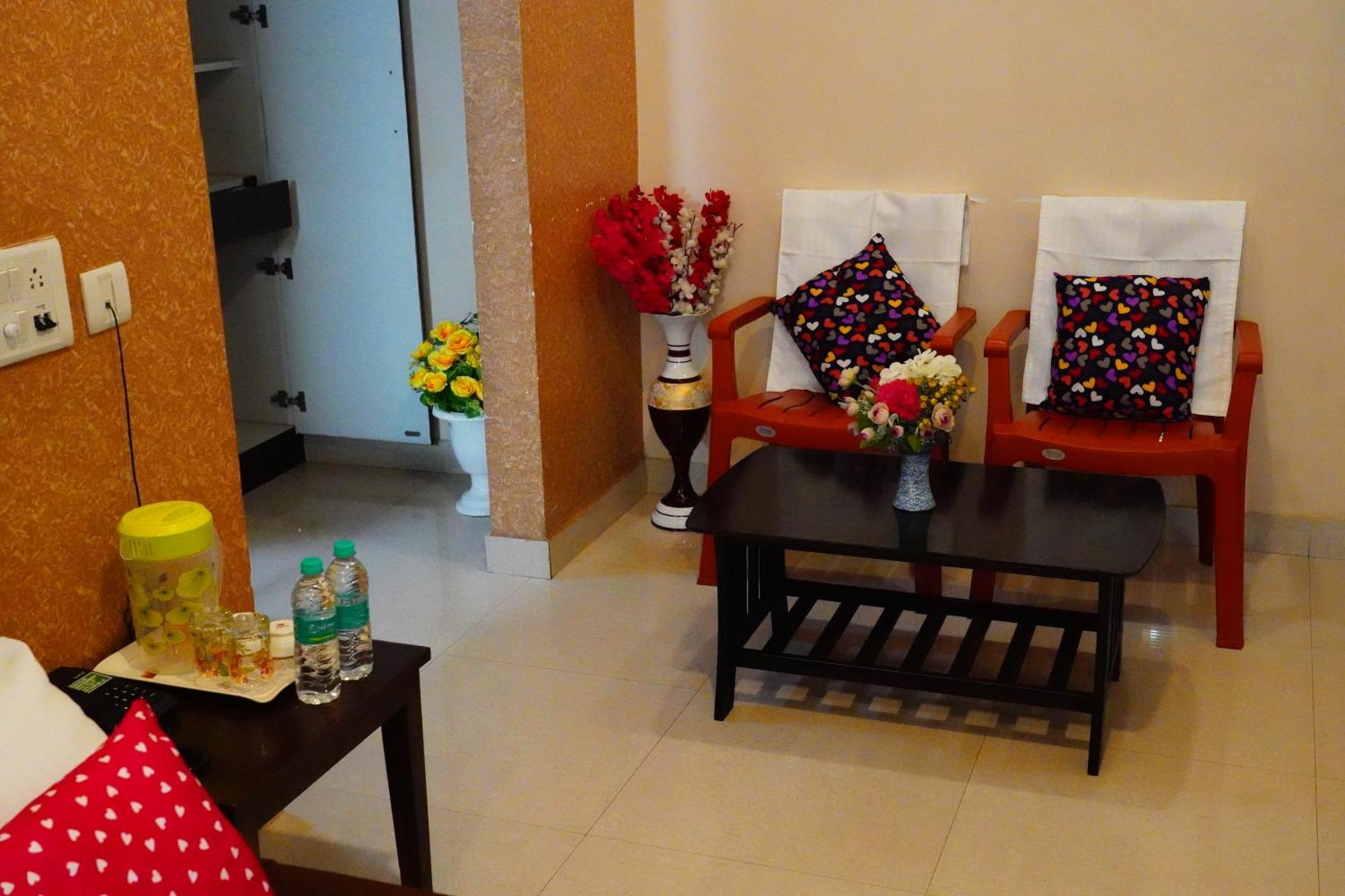 Готель Vinayagam Residency Arcot Екстер'єр фото